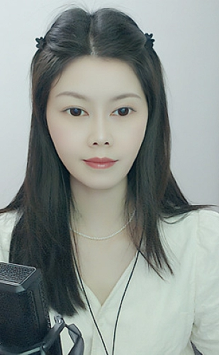 黄果主题水果与自然果园景色